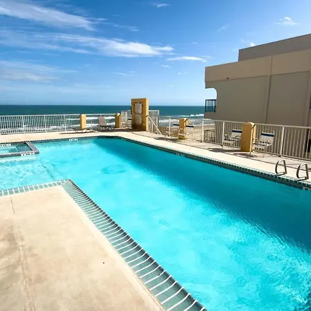 Penthouse Beachfront Views Renovated-3