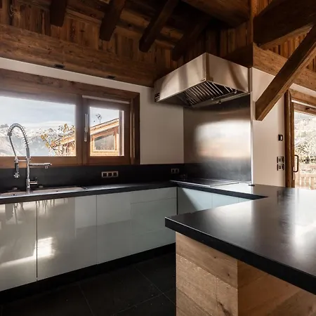 Chalet Orrana Au Coeur De Courchevel Village-2