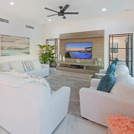 One-Of-A-Kind Sunset Beach House Oceanfront/Islas Del Mar-2