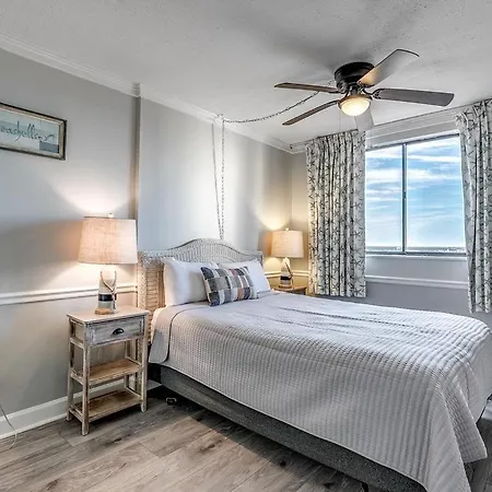 Palms Resort #1704-3