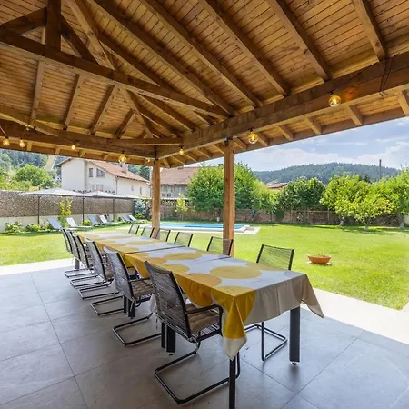 Luxurious, Modern House In The Nature In Belchin-3