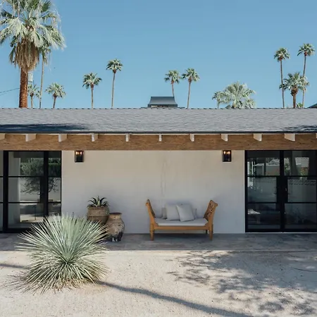 Luxury Desert Oasis W Pool, Spa & Fire Pit-2