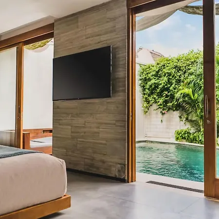 Charity Stunning Grand 1 Bedroom Pool Villa With Jacuzzi-3