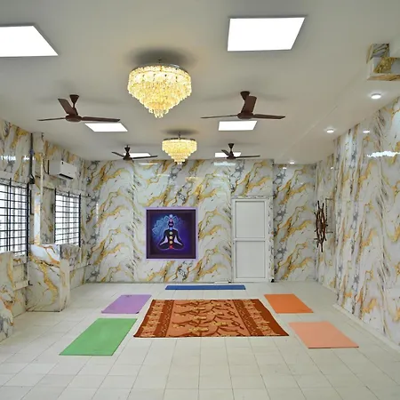 Es Health And Holiday Home-2