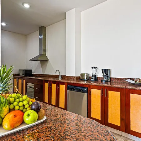 Grand Miramar B104-3