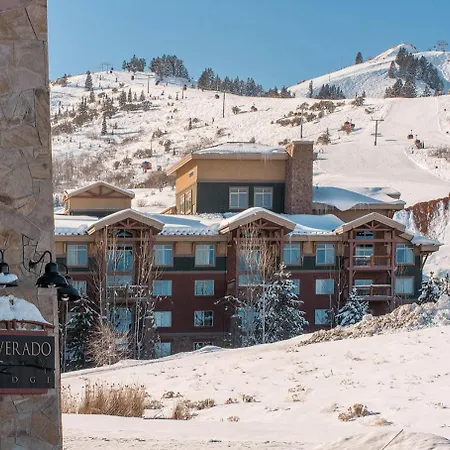 Ski In And Out-King-Canyon-Silverado-Coffee And Tea Bar-Steam-Pool-Hot Tub-2