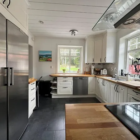 Luxurious Lakefront Villa In Tllberg With Private Sauna Jetty-2