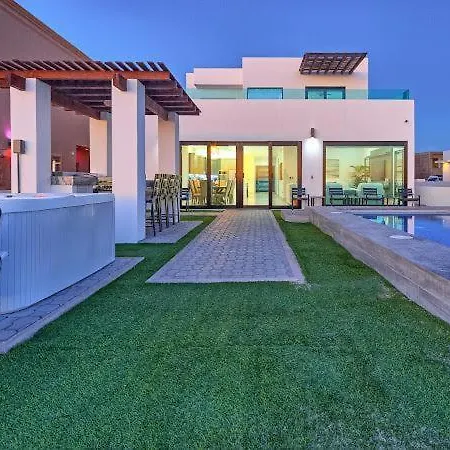 One-Of-A-Kind Sunset Beach House Oceanfront/Islas Del Mar-3
