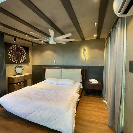 Tulip 1- Cozy Luxury Cabin With Outdoor Jacuzzi In Hyderabad By Homeyhuts-2
