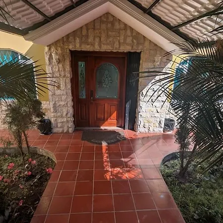 Luxury House - Jacuzzi - Bbq - 15 Min To Airport-2