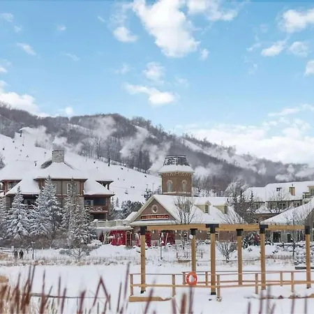 Grand 8-Bedroom Retreat 7 Baths Hot Tubs - Perfect Chalet-2