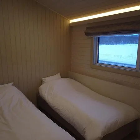 Lucent Niseko-3