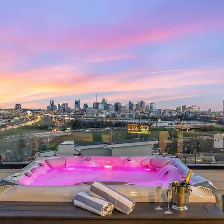 Elevator With Rooftop Hot Tub & Spacious Yard-3