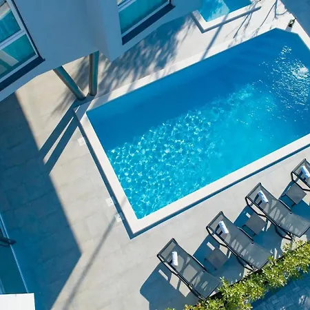 Luxury Villa Lanterna Heated Pool Jacuzzi-2