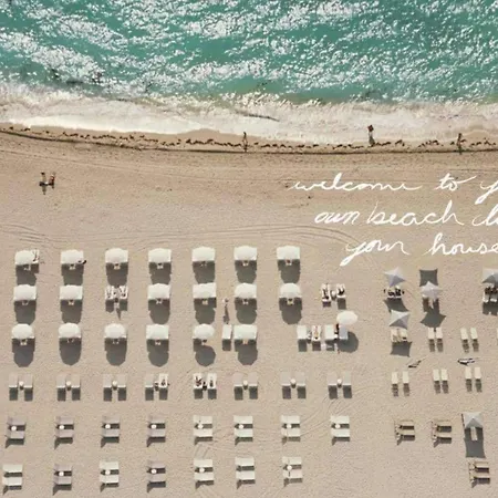Oceanline 3Br Corner Balcony & Calm Seas-3