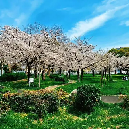 Sakura Retreat 2-近难波日本桥-全新一户建3层独立豪华别墅-提供免费停车位-阳台可烧烤-4卧2卫2浴-10人入住可-Jr环状线芦原桥站步行3分钟-2