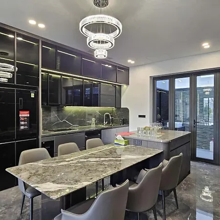 The Tnt Apartment-2