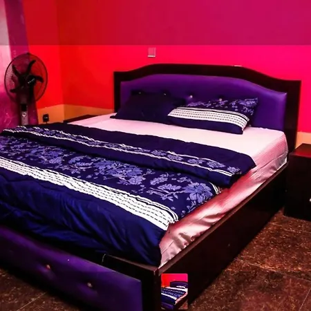 Moexoticroyaleservices - America-3