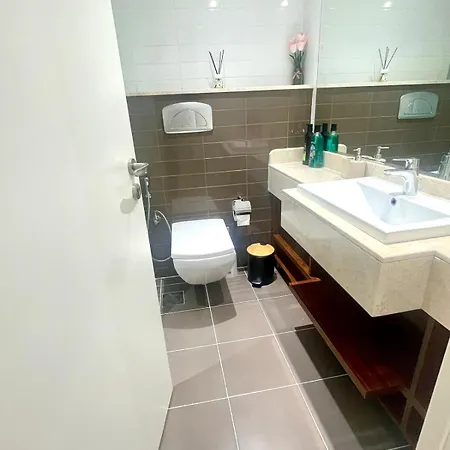 Marjan Island 1Br Beach Access & Cozy View - Private Exclusive-2