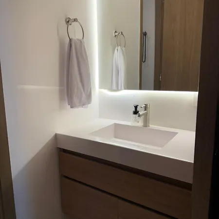Luxy 2Br At Paradise Oasis, 18 Min From Walled City-2