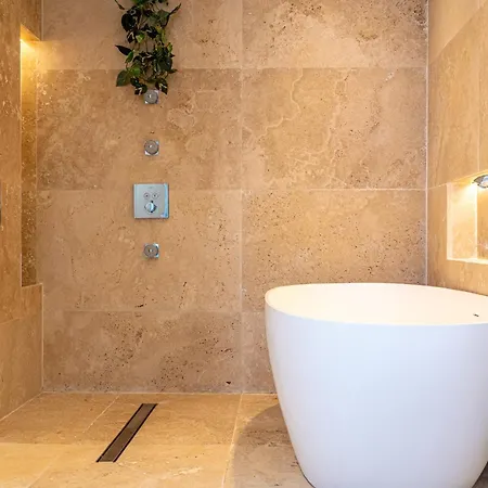 Luxury Oceanfront Residence At Roney Condos 1 Hotel South Beach-2
