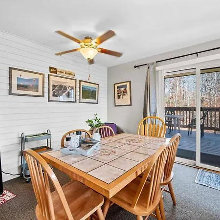 Stowe Condo - 2Br Mtn View In Prime Location-2