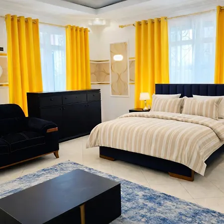 Modern 5-Bedroom Family Home Near Palm Village-2