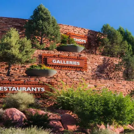 Sedona Resort Studio - Pool & Mountain Views-2