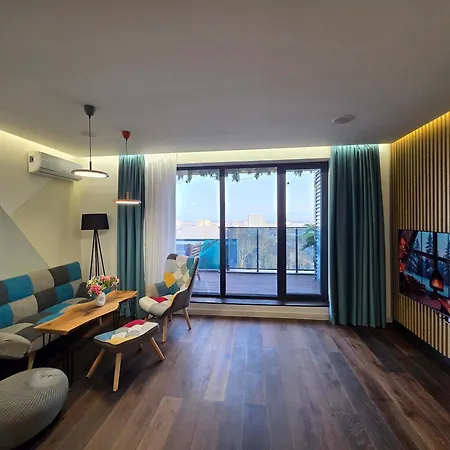 Luxury Apartment With River View & Underground Parking By Flat Mаnager-3