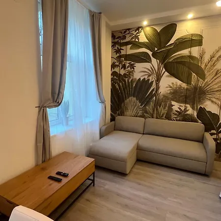 Quiet Luxury Oasis Near Szimpla - Balcony & Spa-3