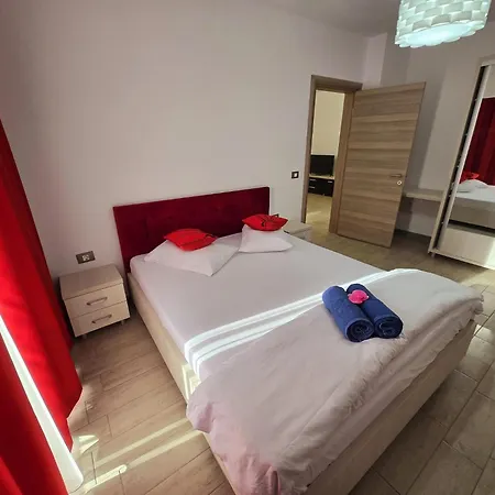Azizi Beach Pool & Spa Resort Apartment Piscina Incalzita-3