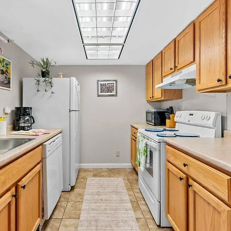 Stowe Condo - 2Br Mtn View In Prime Location-3