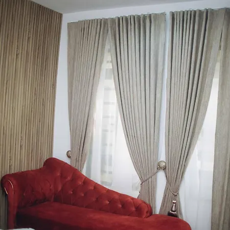 Royal Crest Apartments-3