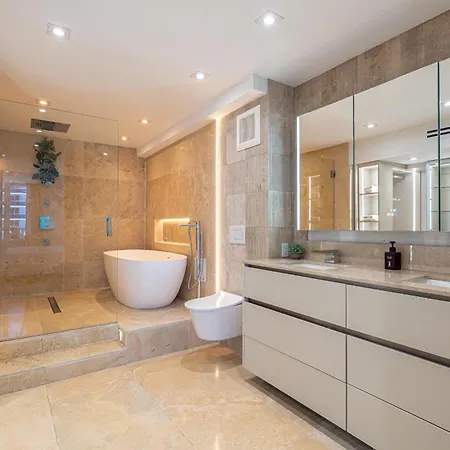Luxury Oceanfront Residence At Roney Condos 1 Hotel South Beach-3