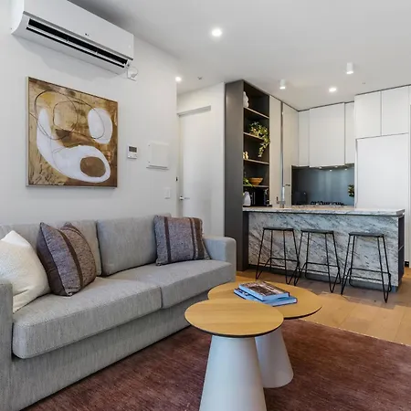 Aspire Elite Skyline Suite, Cbd Views Pool-2