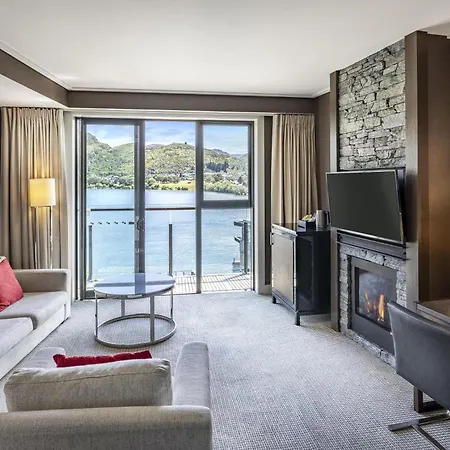 Hilton Queenstown Resort & Spa-3