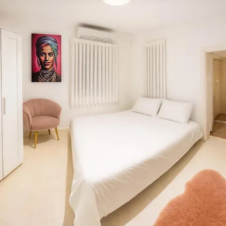 Private Villa With Six Bedroom-2