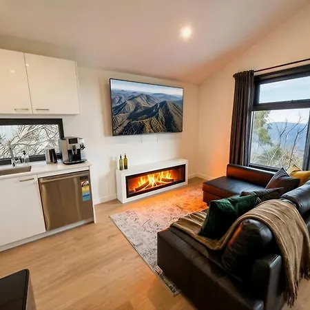Mount Buller Alpine Chalet Mountain Views Sleeps Up To 12-3