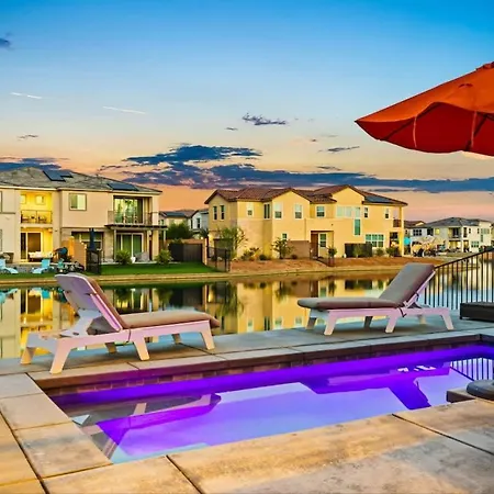 Desert Home Indio Lakefront Pool Near Palm Springs-2