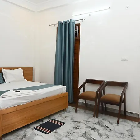 Amrit Prabha Kunj Best Cozy Rooms-3