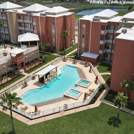 Like New Killer Patio Stunner close to Beach-2