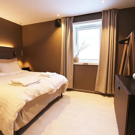 Arctic City Suites 2-2