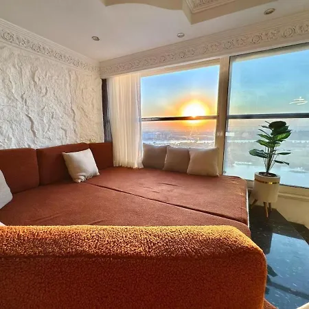 Luxury Maadi 3Br Nile View Stays Jacuzzi In Some Units-3