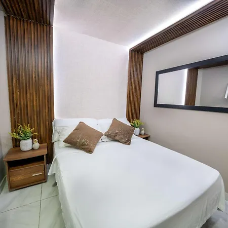 5 Habitaciones Con Un Jacuzzi Privado-2