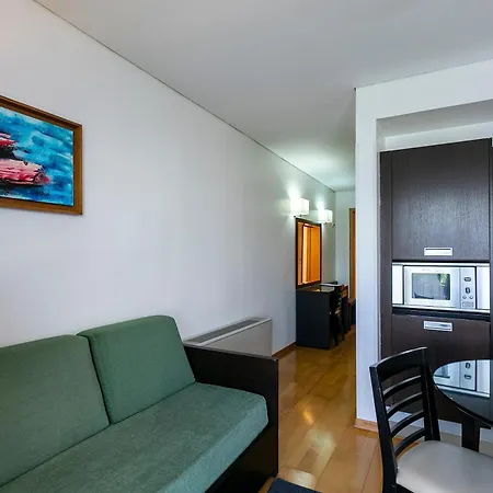 Antillia Hotel-2