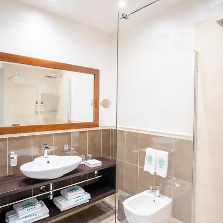 Splendido Bay Luxury Spa Resort-3