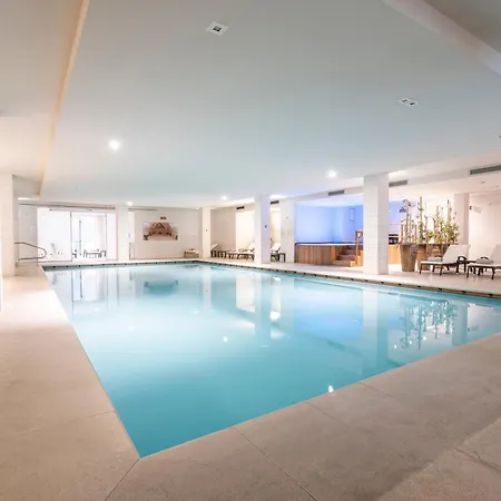 Splendido Bay Luxury Spa Resort-2