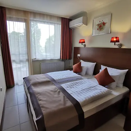 Hotel Villa Pax-3