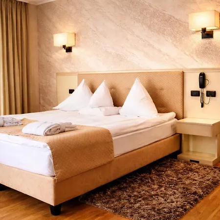 Hotel Paradis-2