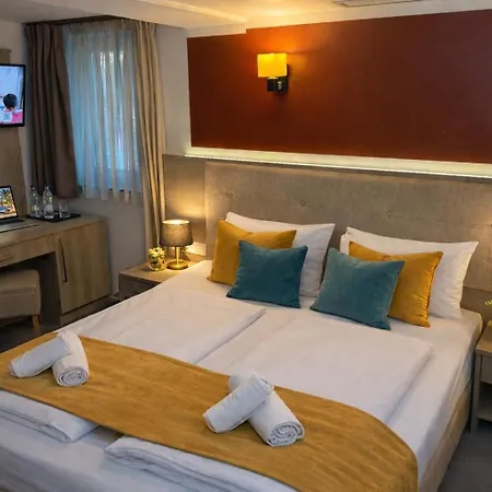 Alpha & Omega Hotel Stuttgart "Air Clima"-3